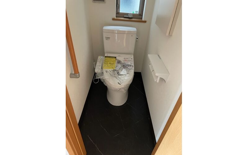 トイレ交換工事