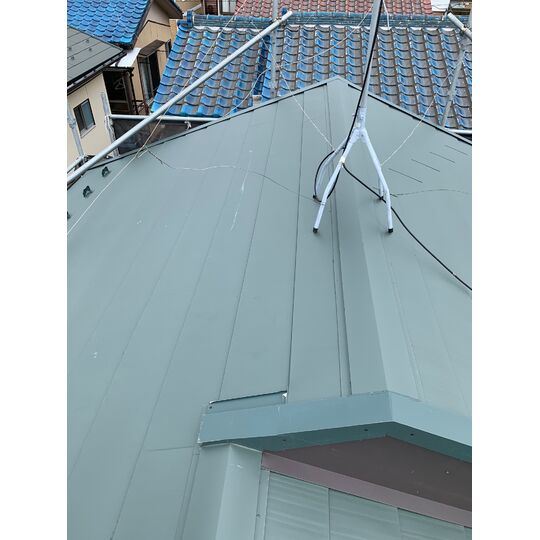 ガルバリウム鋼板屋根